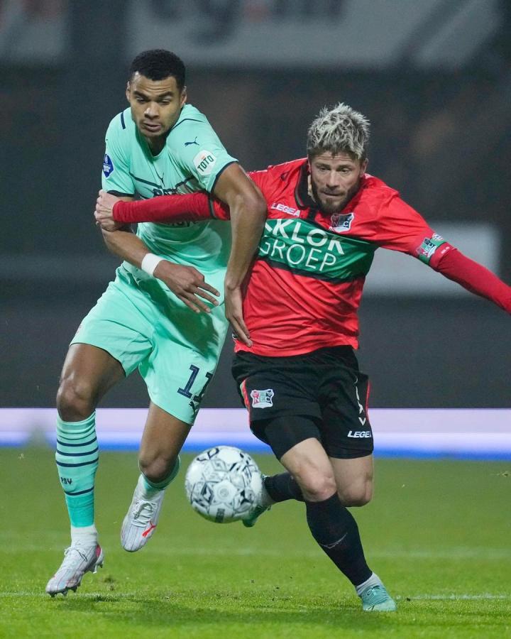 满了对偶像 满了对偶像